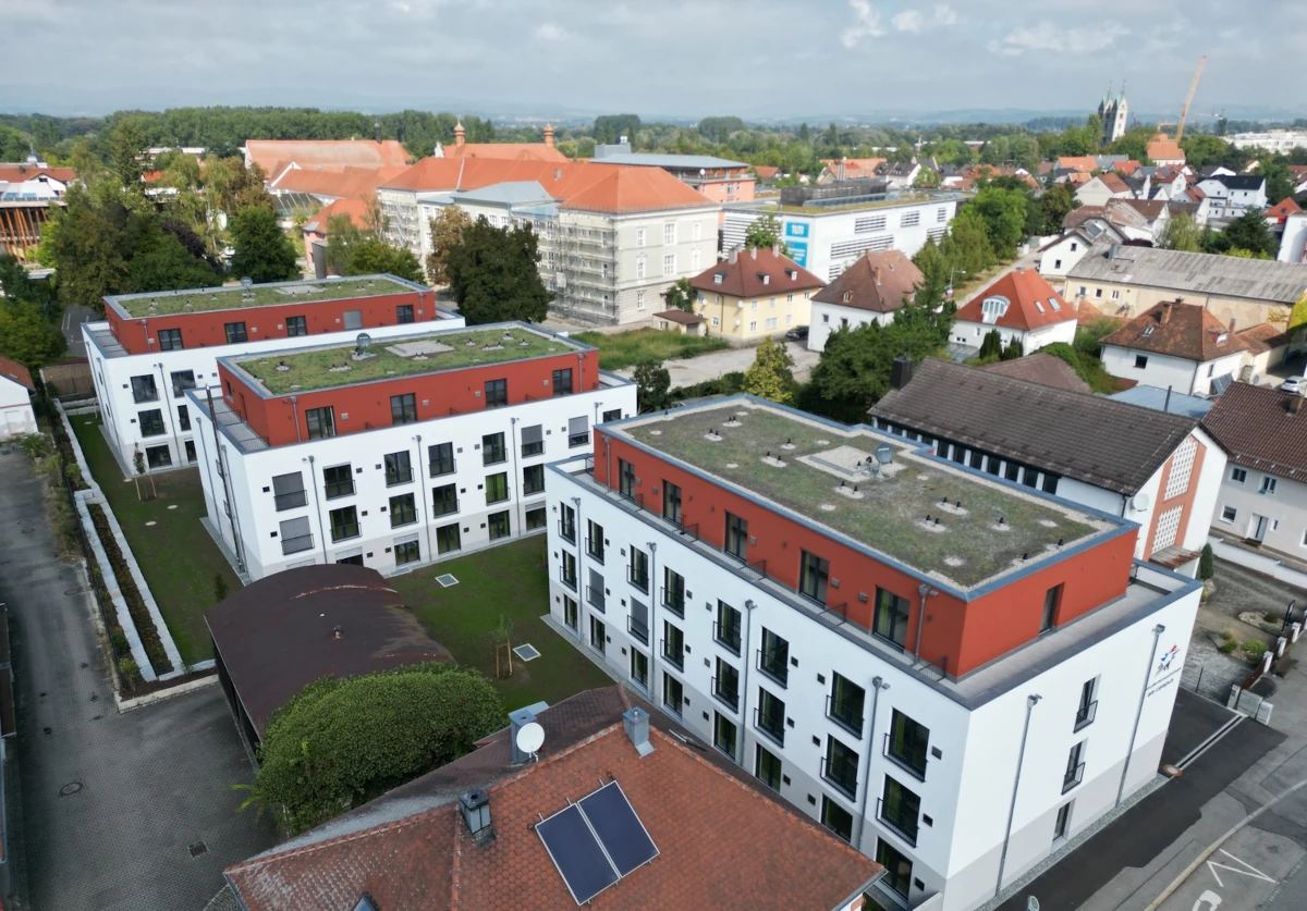 Fertigstellung der drei Wohnheime des Campus Straubing