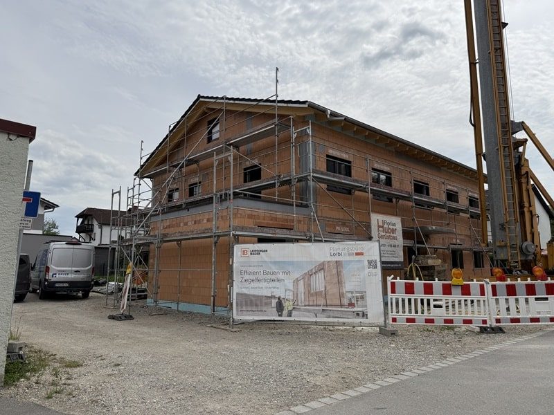 Rohbau Ziegelfertigteile Mehrfamilienhaus in Neumarkt-St. Veit